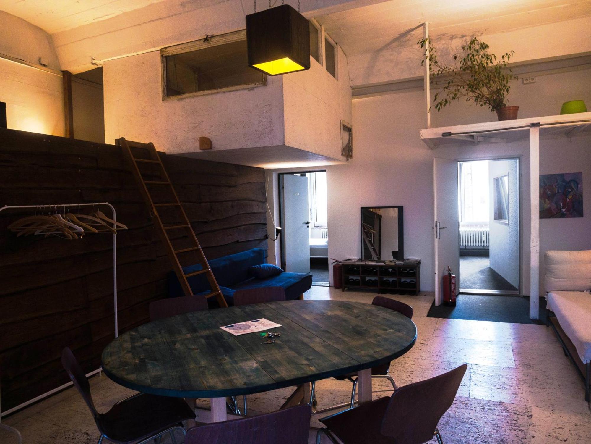 Appartement Einzigartiges 140Qm Loft - Party Ist Erlaubt! à Berlin Extérieur photo